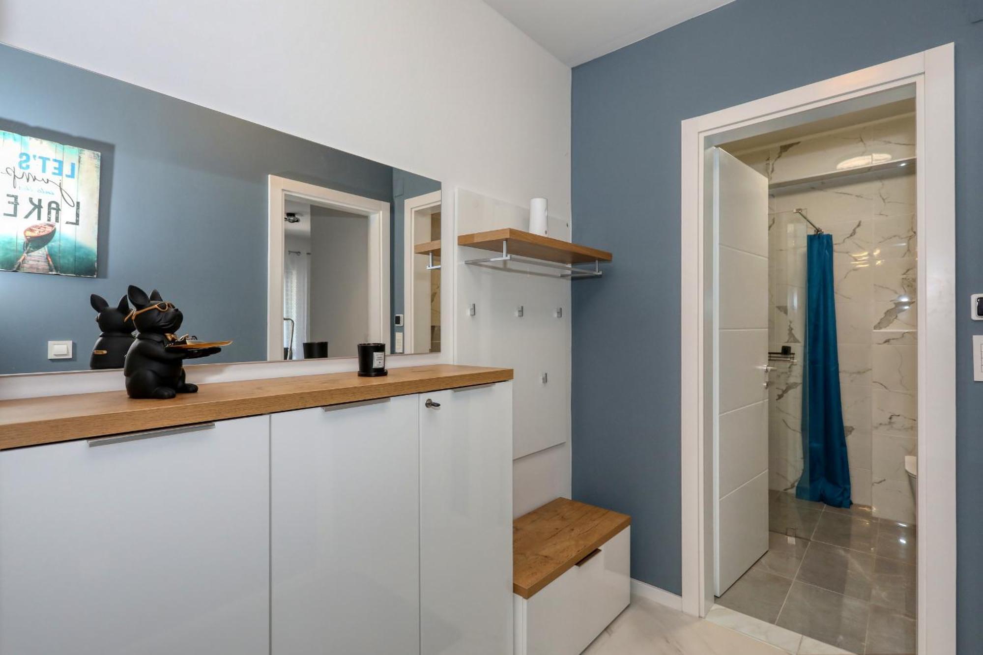 Apartment Relex With Pool & Jacuzzi Privlaka  Eksteriør bilde