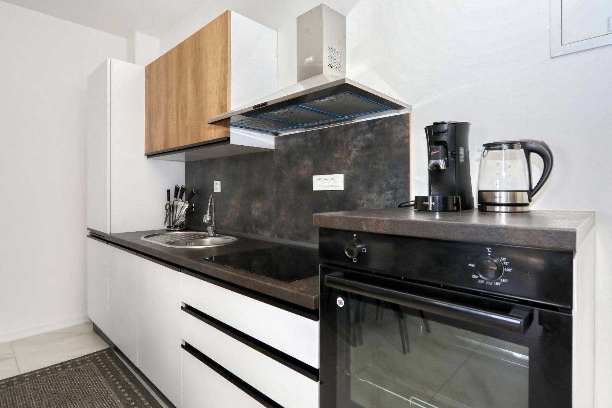 Apartment Relex With Pool & Jacuzzi Privlaka  Eksteriør bilde