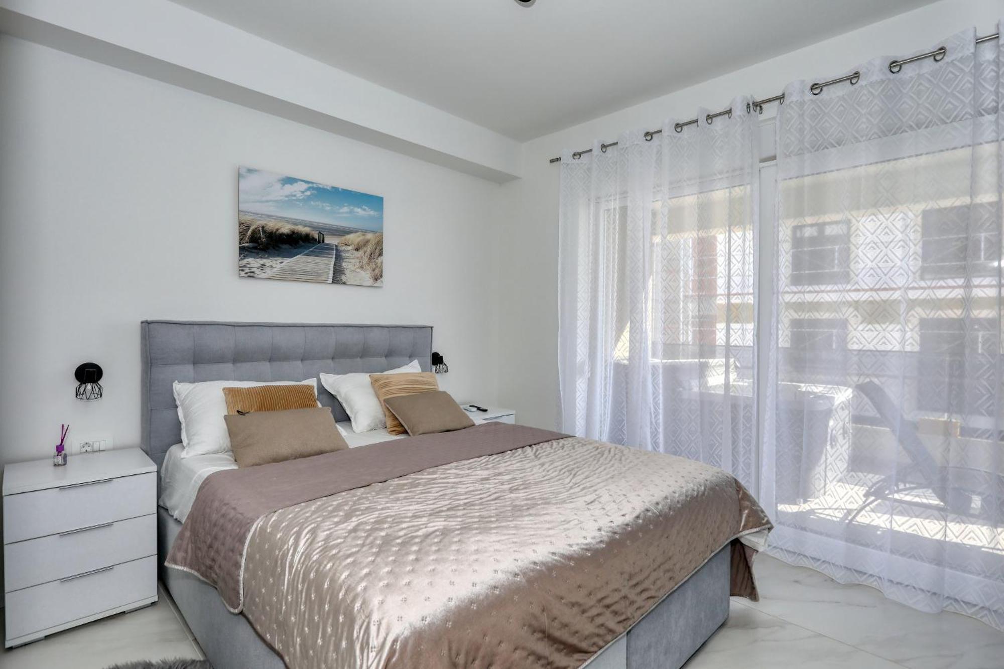 Apartment Relex With Pool & Jacuzzi Privlaka  Eksteriør bilde